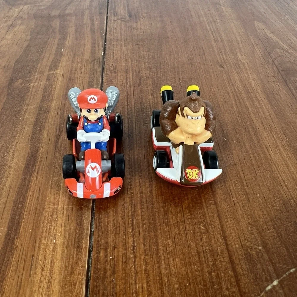 Mario Kart Hot Wheels Lot 2 Mario Donkey Kong Diecast Cars Nintendo Mattel